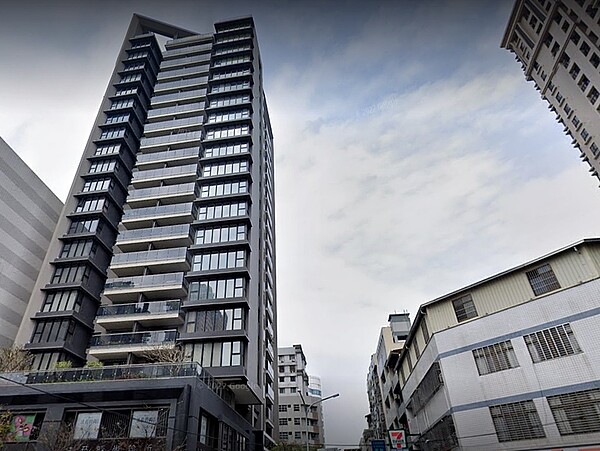 位於台中市北區科博館生活圈的「御博苑」,今(2022)年2月交易16樓戶,坪數是83.4坪,單價49.9萬元,為2016年以來的北區住宅產品新高,買方是登記在澎湖醫院的鐘姓自然人。圖/google map