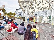 北市停畢旅校外活動照辦　挨批雙標