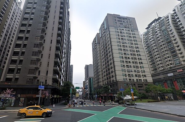 普遍網友認為海華特區近年發展逐漸沒落。圖/Google Maps