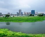 新北房市　二重重劃區右岸 站穩6字頭