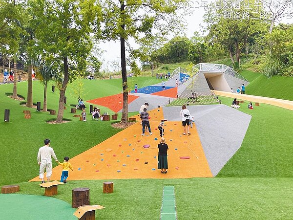 台北市文山森林公園吸引不少大小朋友朝聖。圖/北市工務局提供