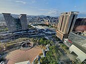 受贈不動產比例　男性比女性高8個百分點