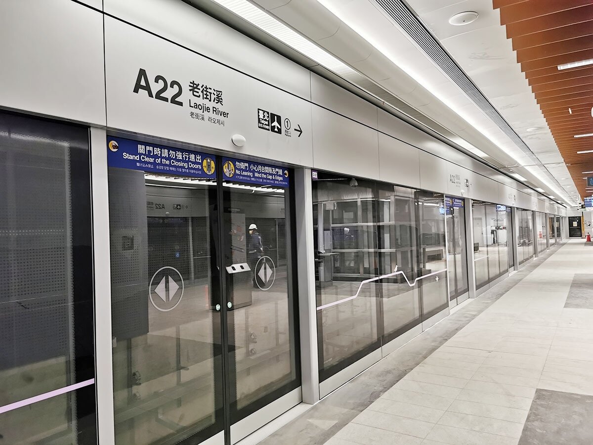 桃園機場捷運延伸線A22老街溪捷運閘門、月台設備完成。記者曾增勳/攝影