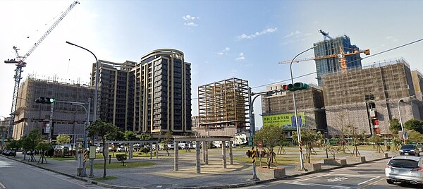 不到30歲買房!情侶沒金援靠3招 成功住新北「這重劃區」 江翠北側重劃區。示意圖/翻攝自Google maps