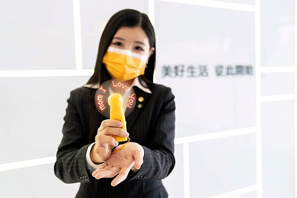 永慶房屋幸福風扇,給媽咪夏日涼爽時光。圖/永慶房產集團提供