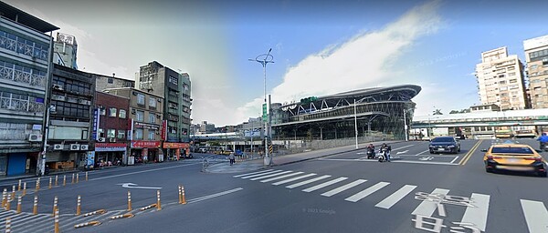 圖為基隆火車站周邊街景。圖/翻攝自GOOGLE MAPS