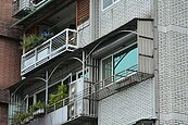 陽台補登即賺百萬？中永和逾40年建物無登記陽台達5萬筆