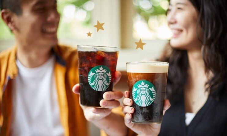 星巴克買一送一連發,喝咖啡就有小確幸。圖/翻攝星巴克官網