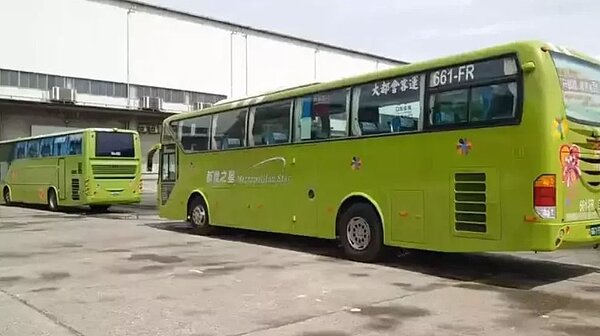 9026公告將停駛通勤族炸鍋,學生與上班族恐受衝擊。圖/記者游明煌翻攝