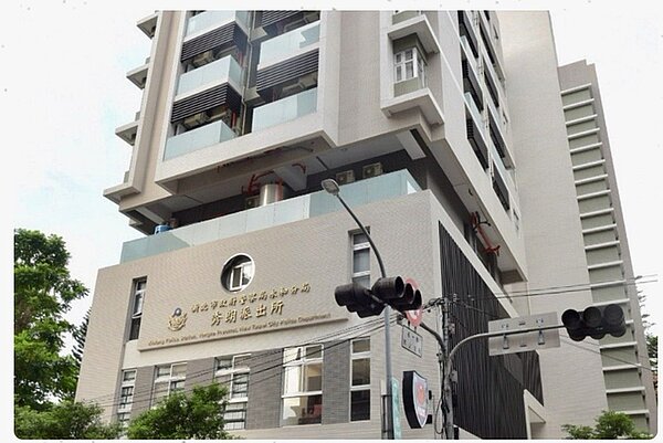 新北住都中心近日依規定陸續讓「惡鄰居」退場,甚至有人頭戶霸佔社宅,經查獲也被強制退租。圖/新北住都中心