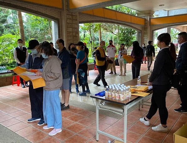  圓圓園社區區權會