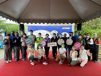 沙鹿深波圖書館空間改造與設備更新工程開工祈福典禮。圖/台中市立圖書館提供