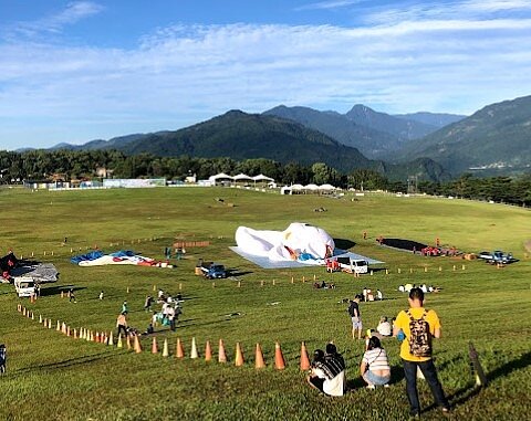 全國首座國際級風景區空維區鹿野高台空氣品質維護區,7月1日起管制未完成定期排煙檢測機車、以及1年內未進行黑煙檢測的一至三期柴油車。圖/翻攝自Google maps