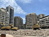 城中城危樓拆除克服無梁板特殊結構　9月闢建公園