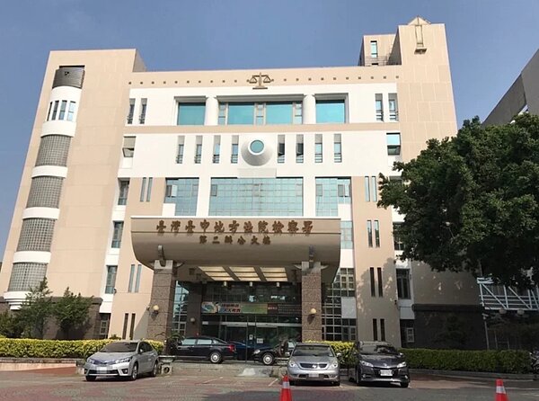 台中市李姓男子替梁姓房東向其他房客代收租金,卻因債務侵占租金66萬元,台中地檢署今偵結起訴。圖/聯合報資料照