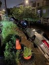 桃園大雨掏空路基崩坍　4車掉落水坑緊急搶修