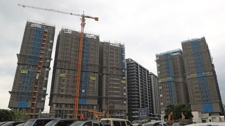 中央銀行昨(25)日公布,4月房貸與建築貸款餘額雖續創新高,但月增金額較3月減少、年增率也趨緩。聯合報系資料照