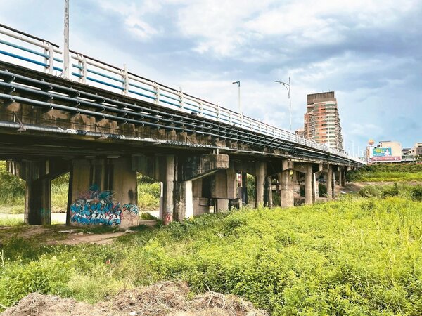 台18線阿里山公路軍輝橋將拆除重建。圖／記者林伯驊攝影