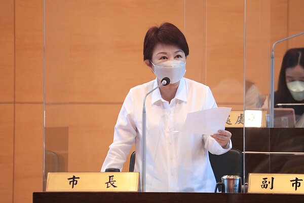 台中市長盧秀燕強調，東豐快是條「救命路」，也是她任內最貴的一條道路，勢在必行要如期動工。建設局指出，預計下月底再上網招標。圖／台中市政府提供