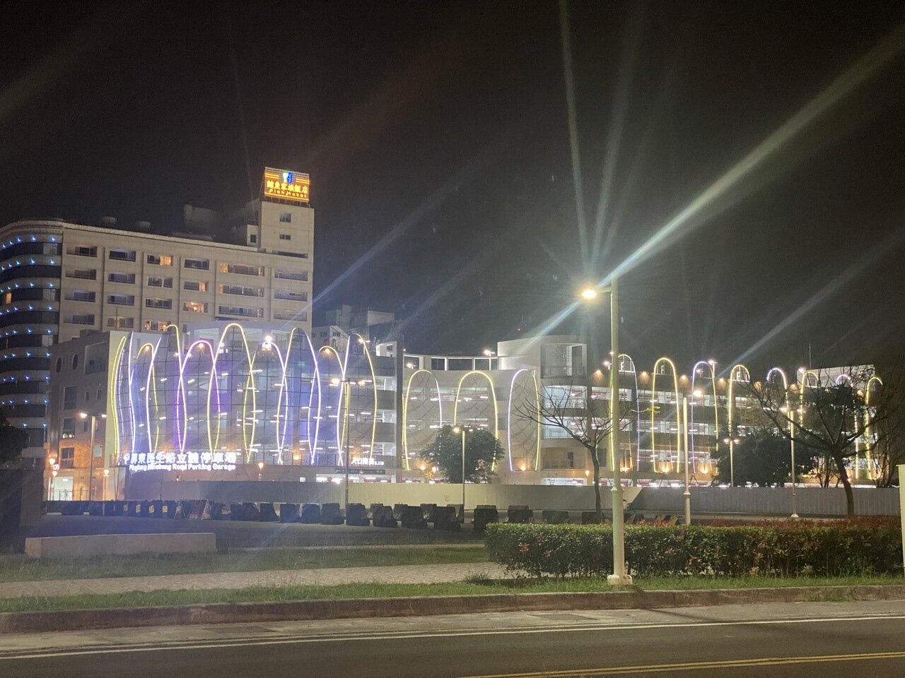 屏東市民生路立體停車場已在今年1月農曆春節期間試營運,提供622個汽車停車位。記者劉星君/攝影