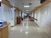 網友爆醫院專責病房竟以塑膠布區隔　醫院發聲明駁斥