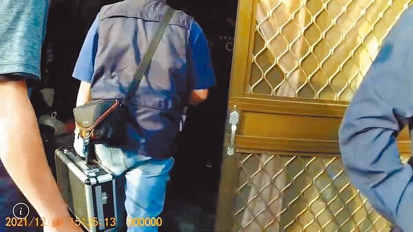 屏東老婦在家死亡近10個月成乾屍,案經檢察官相驗後,確定老婦為疾病死亡。圖/警方提供