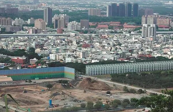 台積電高雄廠落腳中油五輕舊址,現正積極進行土壤整治,可寧衛有望脫穎而出奪下大單,扮演協助台積電高雄廠用地順利交地的要角。圖/聯合資料照