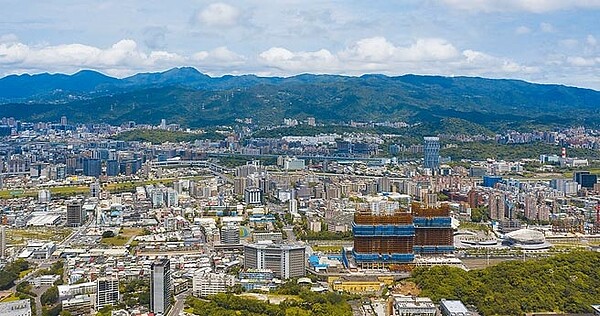 以北流為地標向信義計畫區延伸、同步接壤內科,享受信義與內科企業外溢效應的「南港西軸線」,將在未來幾年內迸發5倍台北101的商業開發量能。圖/業者提供