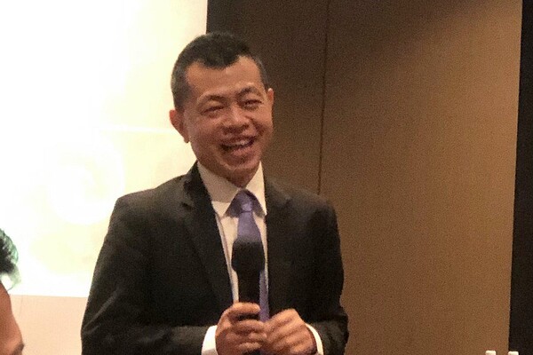 國泰世華銀行昨(8)日舉辦《2022全球投資趨勢論壇》,國泰世華銀行首席經濟學家林啟超分析明年展望。記者葉憶如/攝影