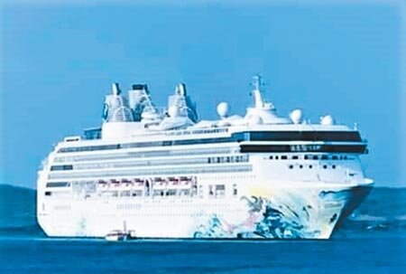 交通部指出，指揮中心已同意雲頂郵輪集團旗下「探索夢號」復航，最快明年1月可以重啟跳島行程。（本報資料照片）