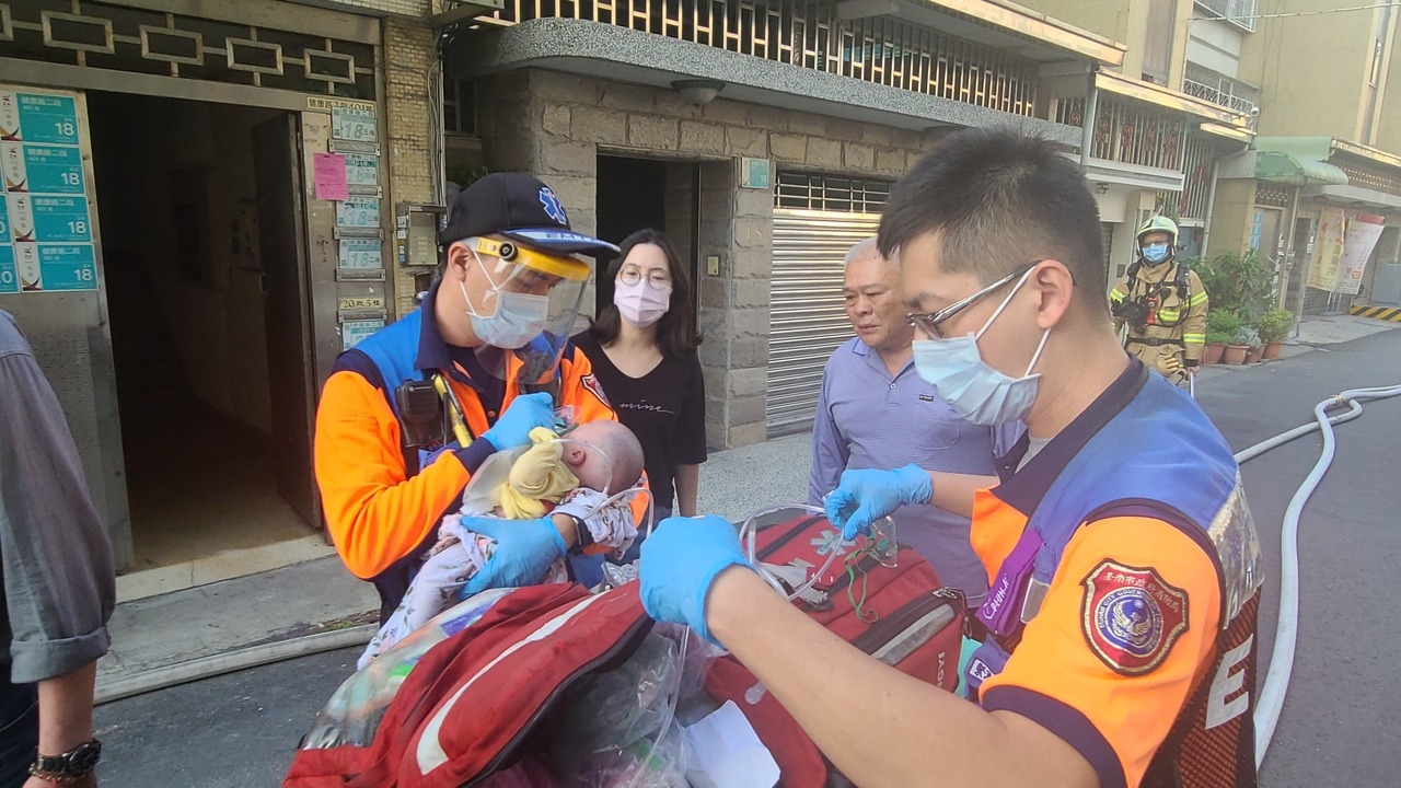 台南市民宅失火，滿月大女嬰獲救。記者黄宣翰/攝影 
