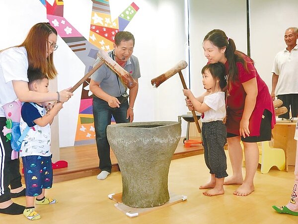 國營事業擬推育兒工時。圖為美濃育兒資源中心。圖／高雄市政府社會局提供