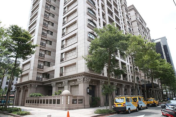 圓頂世紀館社區。聯合報系資料照／記者林俊良攝影 