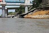 后里大甲溪堤防崩塌　盼明年汛期前完工