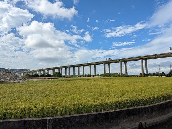 因受新冠疫情及水災、旱災等因素影響,110年期耕地租金維持109年標準。圖/台中市政府提供