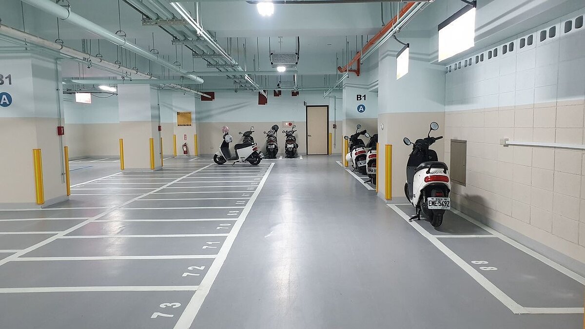 北市停管處轄管自營50處停車場,2022年元月1日起機車轉乘捷運折5元。圖/聯合報系資料照