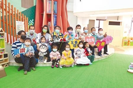 台南市政府致力打造友善的育幼環境。(本報資料照片)