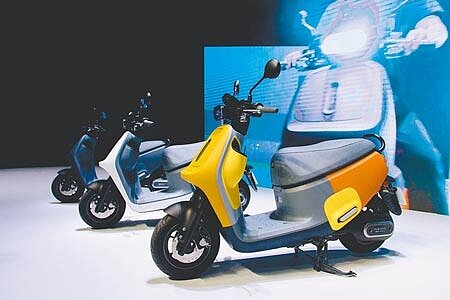 電動汽機車免徵牌照稅施行期限將於年底到期,立法院昨日三讀通過《使用牌照稅法》,再延長電動車免徵牌照稅4年,期限延長至2025年12月31日。此為示意圖。(本報資料照片)