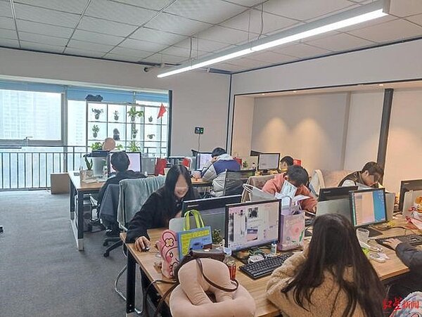 元旦春節放假47天的智合名德企管公司內部。圖/紅星新聞