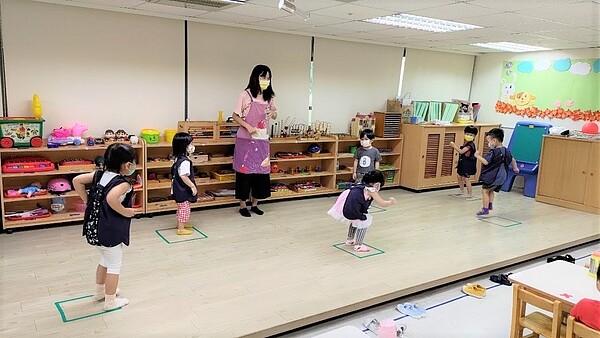 勞工局鼓勵企業辦理托兒服務。圖/新北市政府提供