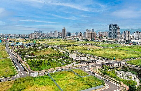 各地建商看好台中14期重劃區，紛紛前往獵地。圖／業者提供