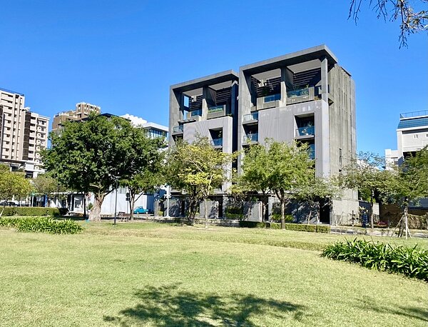 近五年來台中透天別墅推案大減74%,成為稀缺產品,搶手熱度持續升溫。記者宋健生/攝影