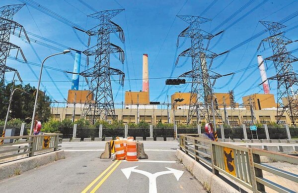 經濟部公布最新2026年負擔備用供電容量義務者應備的總供電容量為4968萬瓩。圖/中時報資料照片