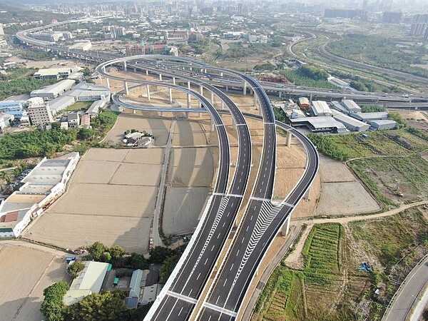 潭子系統交流道,近國道4號主線。圖/立法委員楊瓊瓔服務團隊提供