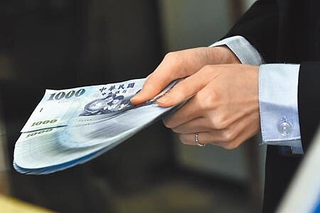 法人資金去年瘋台股,致貨幣基金規模水位大降,預期今年股市上檔有限,總資金水位可望在首季回流。圖∕本報資料照片