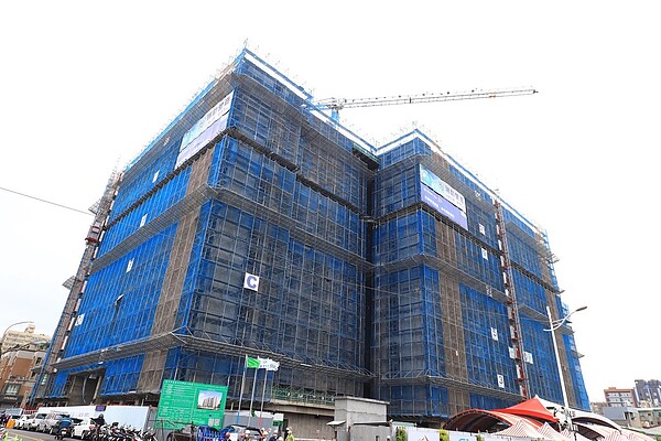台中市目前最大的社會住宅新建案「東區尚武好宅」,共有802戶,預計今年底完工。圖/台中市政府提供