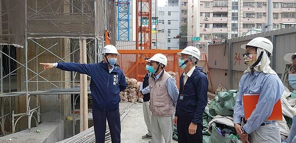 高雄春安督檢大型工程,2工地開罰24萬。圖/高雄市勞工局提供