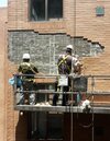 北市大樓外牆磁磚剝落檢測申報　王鴻薇：僅完成3.35％