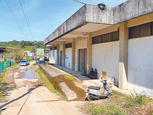 新北市土城清潔隊場區計畫移入土城彈藥庫,環團擔憂,當地生態恐遭破壞;環保局回應,目前都仍在審慎規畫中,但一定會審做好各項防治措施,避免汙染。(新北市環保局提供/蔡雯如新北傳真)