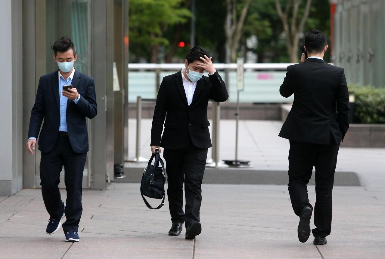 依《勞動基準法》規定,農曆除夕(即1月31日)及春節(大年初一至初三,即2月1日至3日)為國定假日,雇主應依法給假並給薪。本報資料照